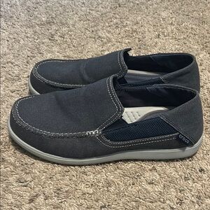 CROCS Men's Gray Slip-On Loafers